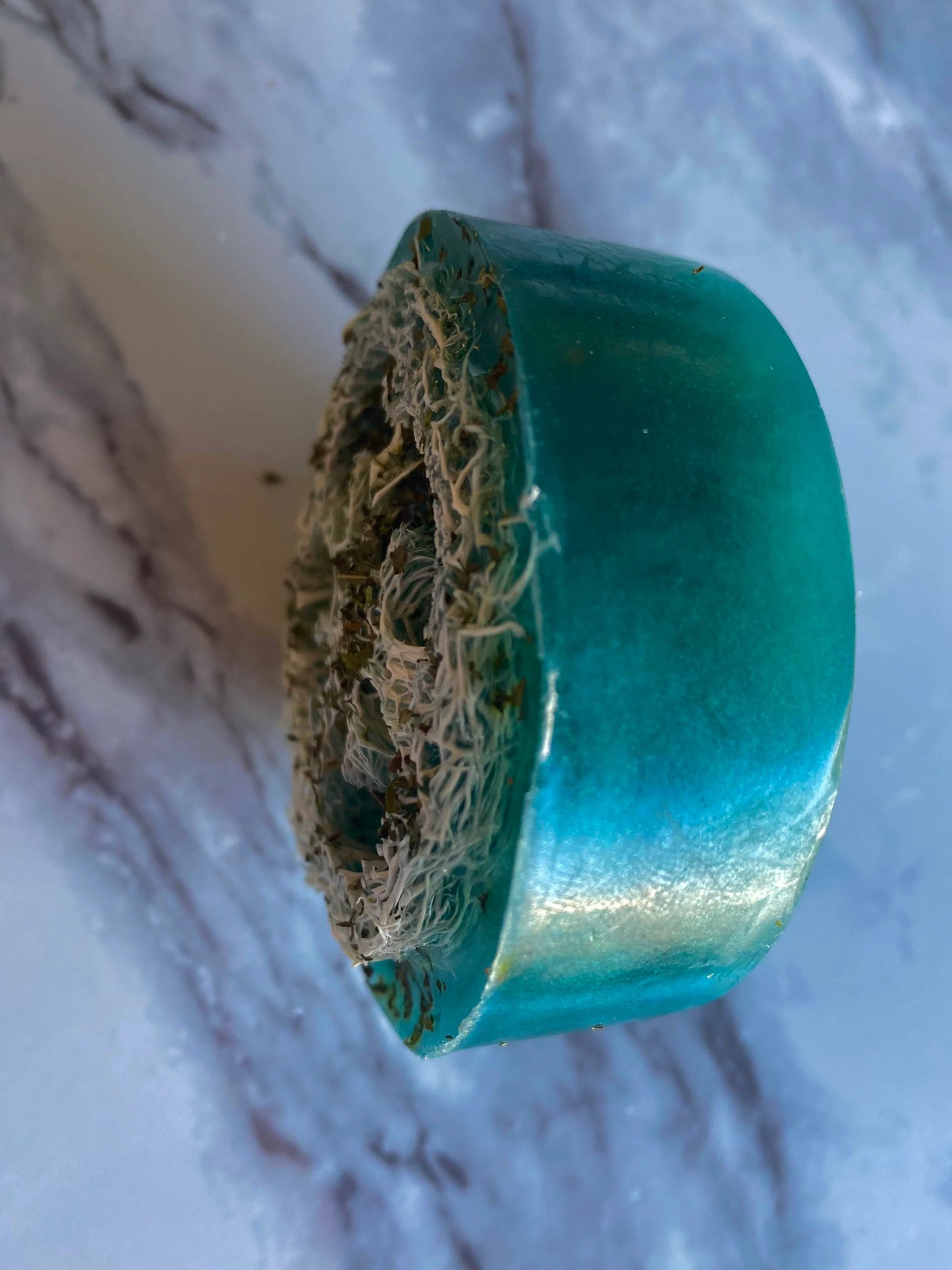 Minthe’ Loofah Soap